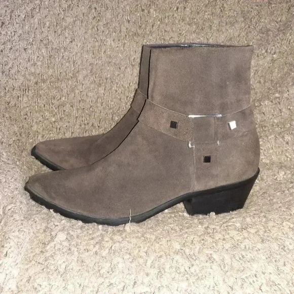 MA&LO-Italy-Laiss-Dark Brown Suede Ankle Booties-Side Zip-Studs-Sz 9-Near Mint - Picture 2 of 7